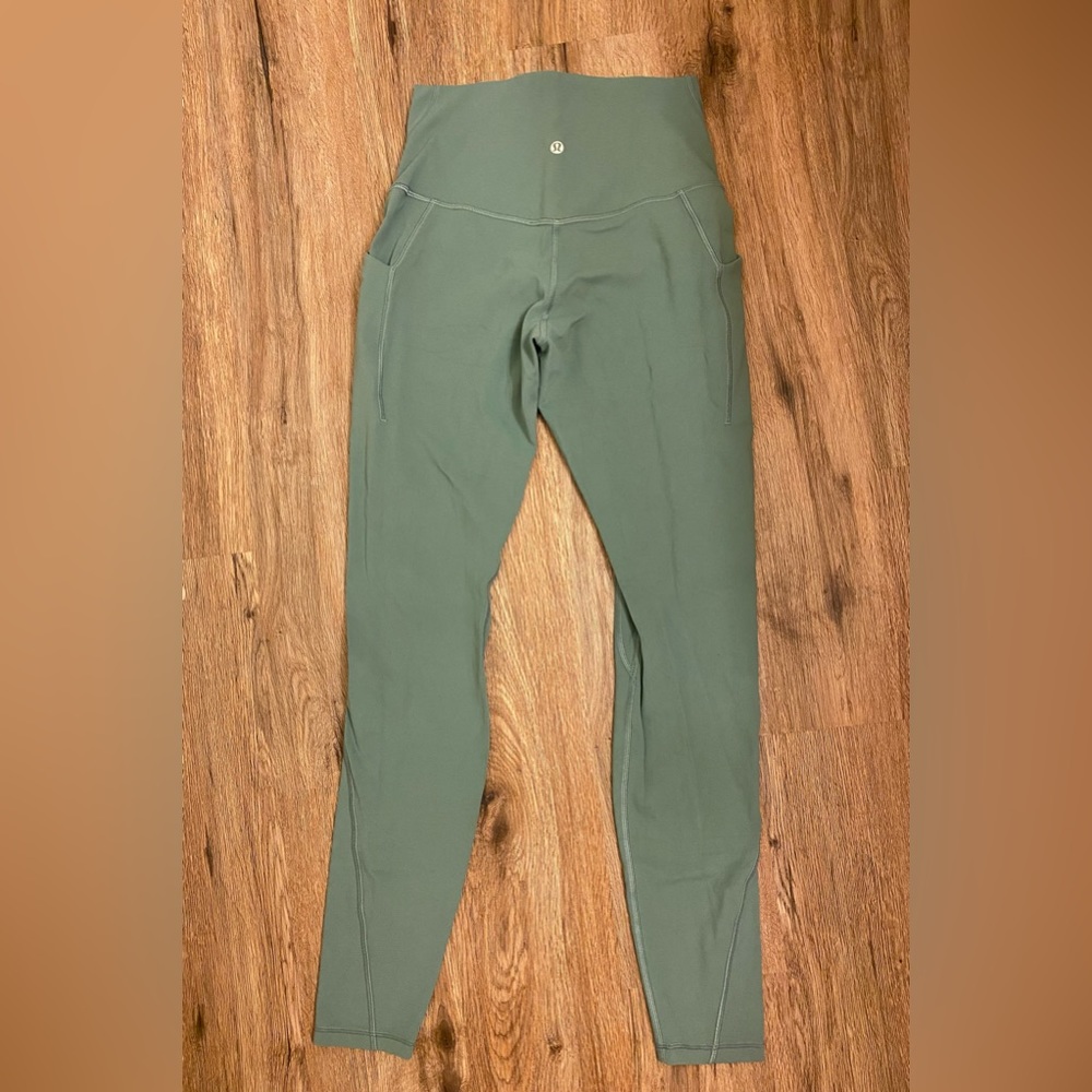 Lululemon Align High Rise leggings with pockets size 6